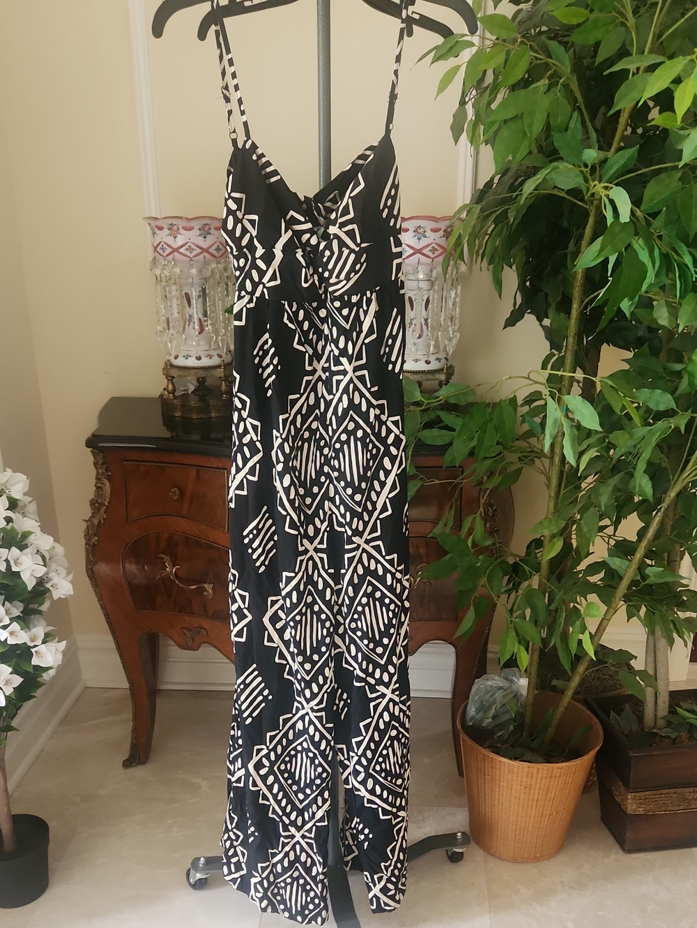 Open-Back Jumpsuit. NWT!  Black & Cream Geometric Print. Wide-Leg. Twist Front.